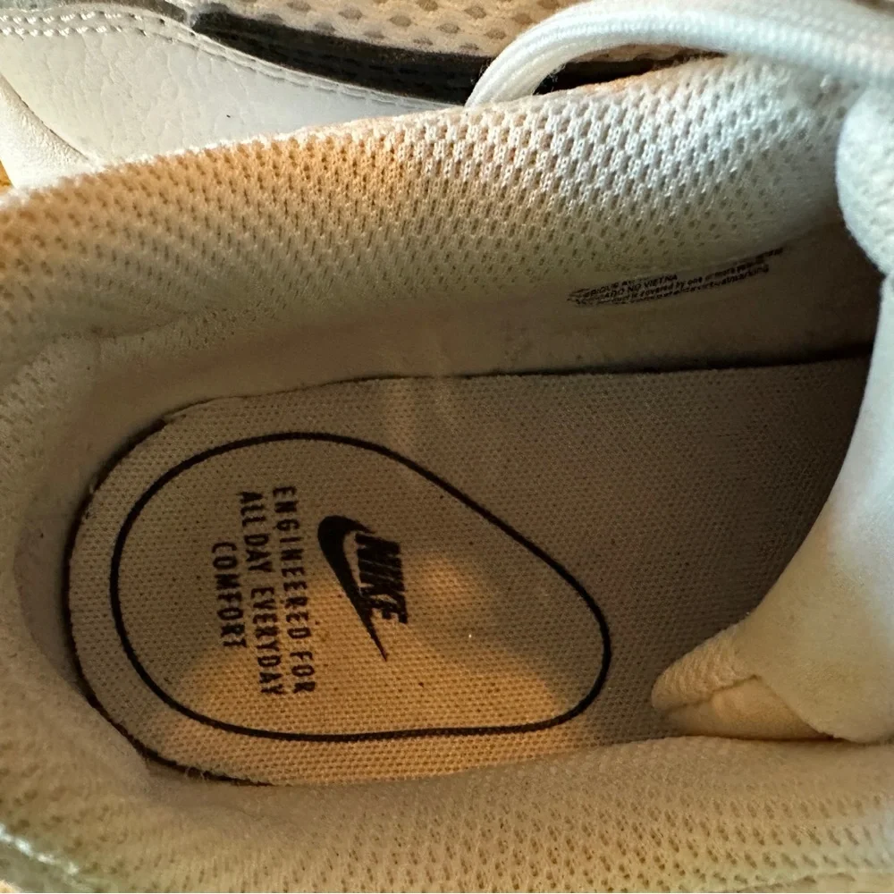 Nike Mens Air Max White and Black Tennis Shoes Sneakers 8.5 - Picture 3 of 7